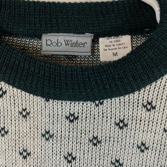 Vintage Unisex Sz Medium Green White Classic‎ Winter Deer Sweater Crew neck - Picture 6 of 7